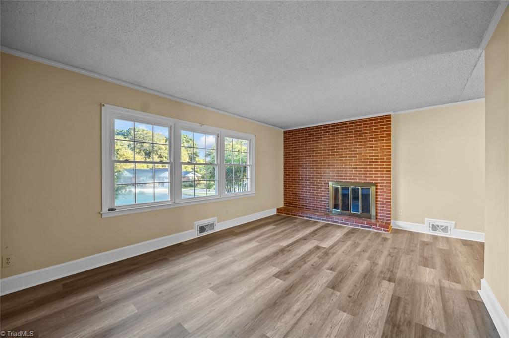 615 Paris Street Graham, NC 27253 - Photo 6 of 33