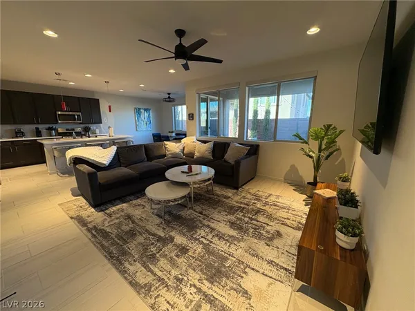 $3,300 | 9702 Sapphire Rim Avenue, Las Vegas, NV 89148