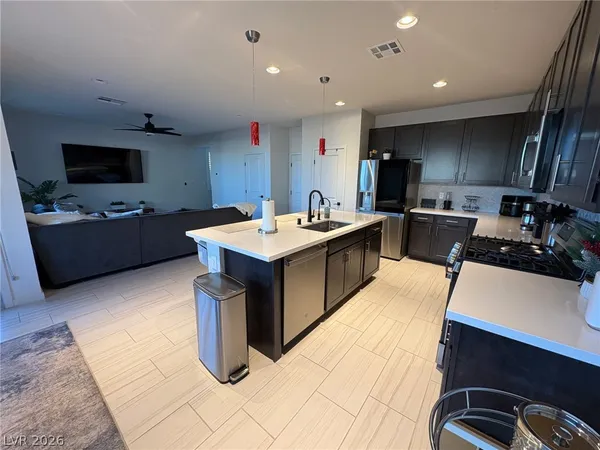 $3,300 | 9702 Sapphire Rim Avenue, Las Vegas, NV 89148