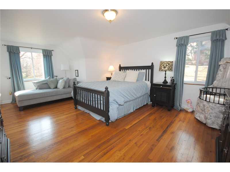 3304 Comanche Road Upper St. Clair, PA 15241 - Photo 11 of 20 Master Bedroom. (20x14) Generous-sized Master Bedroom has 2 nice-sized windows and a bump-out perfect for a divan or desk area.