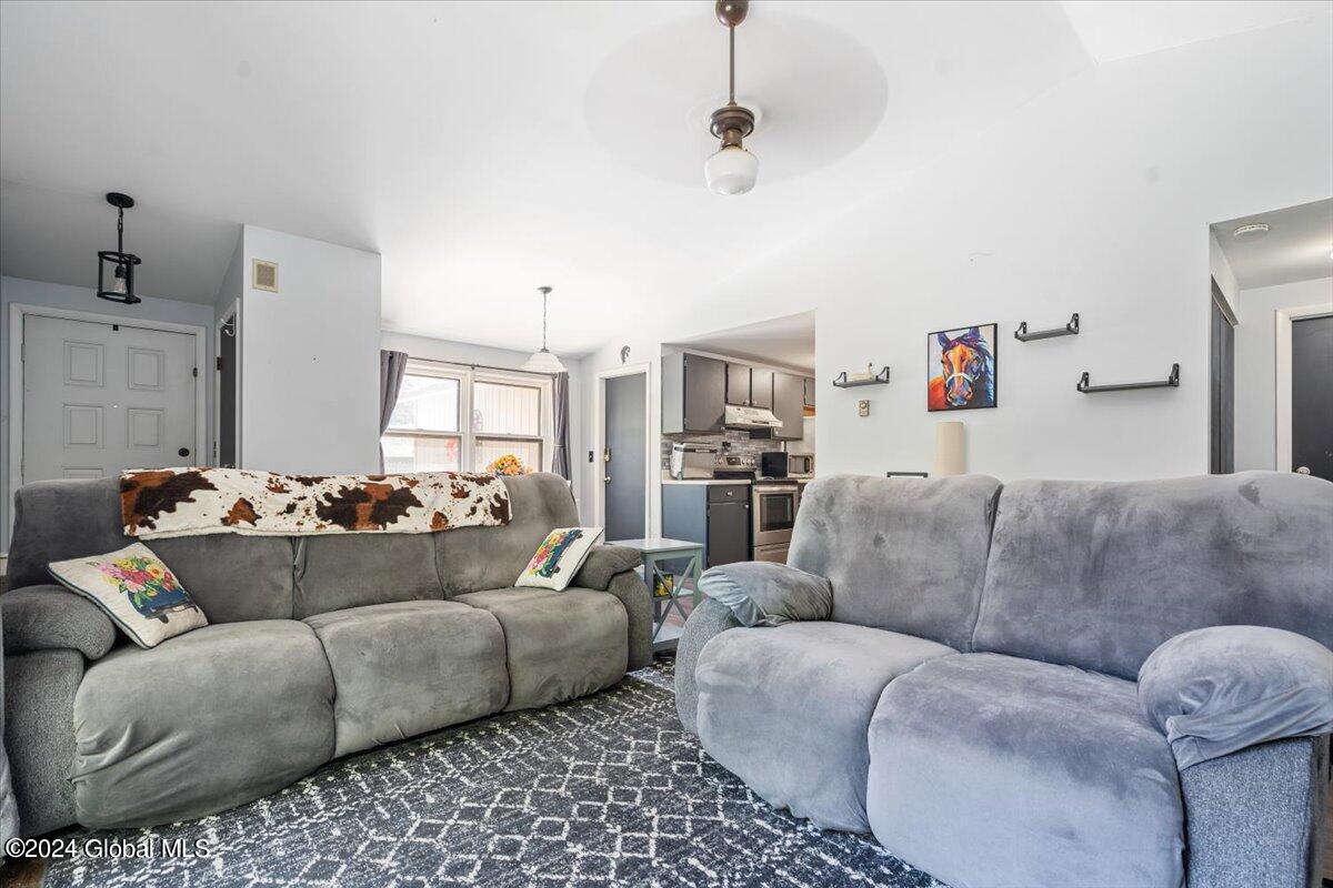 71 Wake Robin Road Malta, NY 12020 - Photo 5 of 26 19-71 WAKE ROBIN-8
