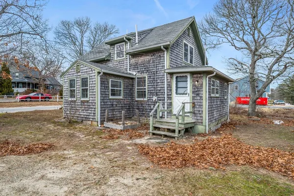 $349,900 | 3 Short Neck Road, Wareham, MA 02532