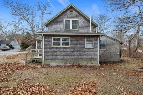 $349,900 | 3 Short Neck Road, Wareham, MA 02532