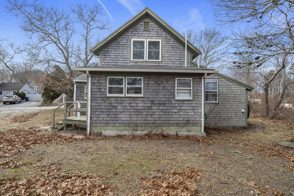 3 Short Neck Road Wareham, MA 02532 - Photo 24 of 24 a front view of a house with a yard