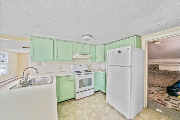 $349,900 | 3 Short Neck Road, Wareham, MA 02532