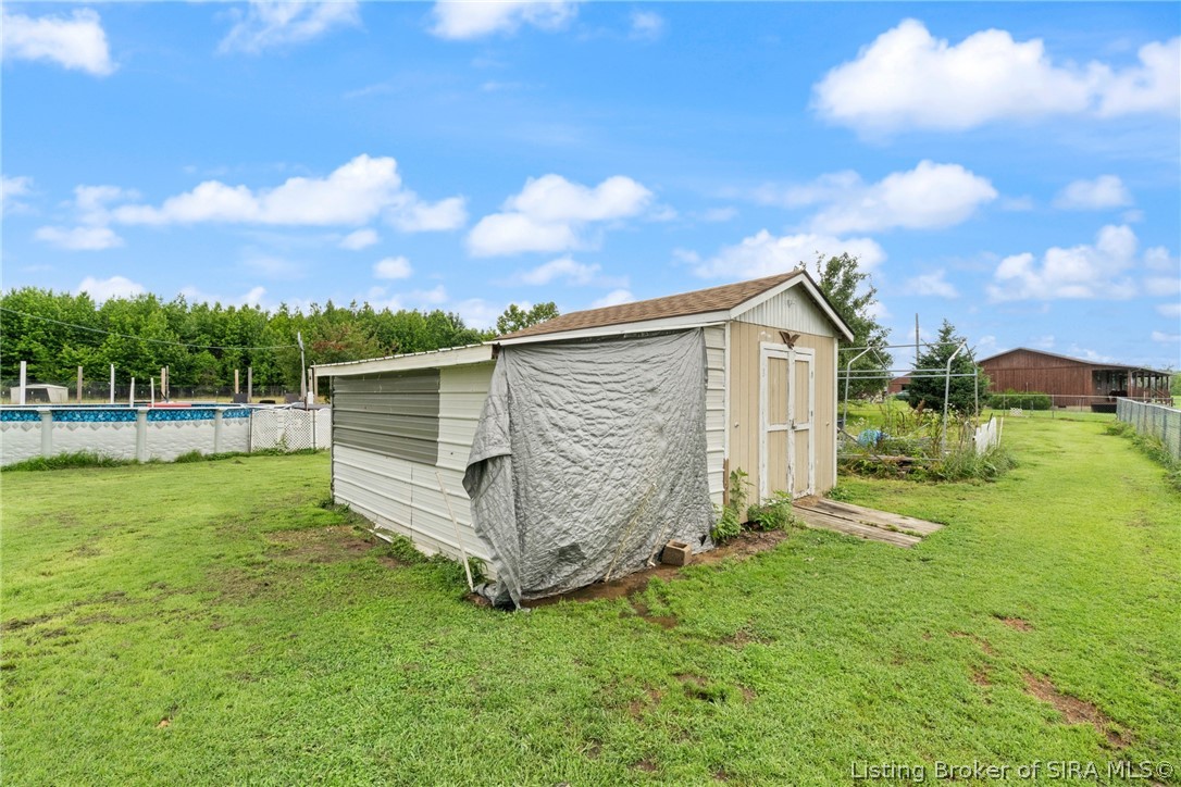 3842 South Goss School Road Pekin, IN 47165 - Photo 12 of 46
