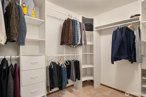 $1,570,000 | 15617 Northeast 113th Court, Redmond, WA 98052