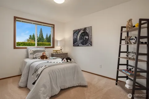 $1,570,000 | 15617 Northeast 113th Court, Redmond, WA 98052