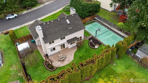 $1,570,000 | 15617 Northeast 113th Court, Redmond, WA 98052