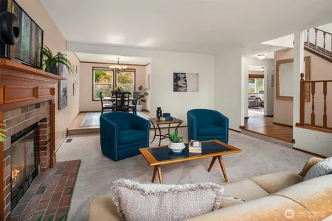 $1,570,000 | 15617 Northeast 113th Court, Redmond, WA 98052