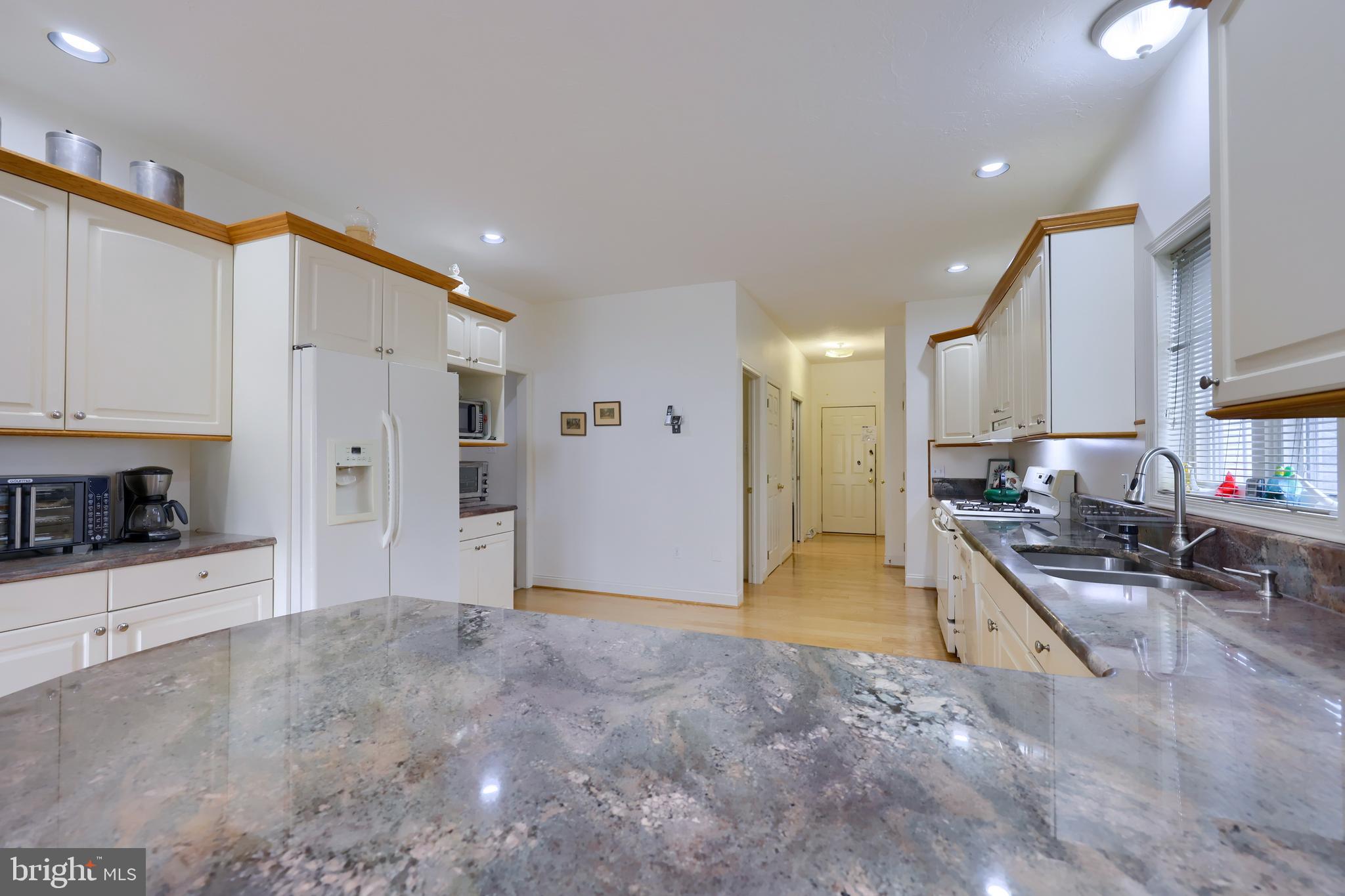 1650 Sorrel Ridge Road New Freedom, PA 17349 - Photo 6 of 32