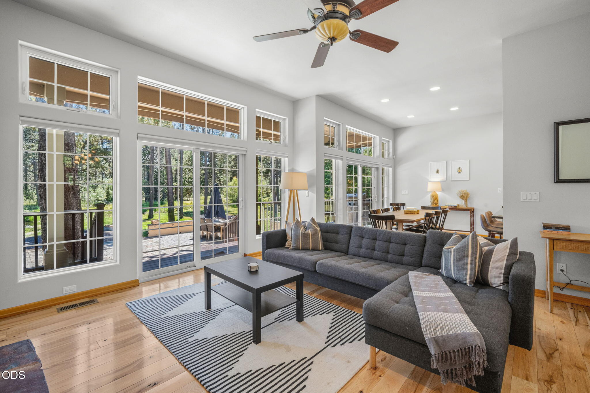 17075 Pasadena Road Bend, OR 97707 - Photo 9 of 71
