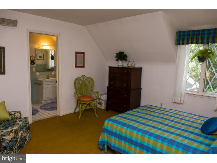4060 Lilac Road Allentown, PA 18103 - Photo 20 of 25 Gallery Image 20