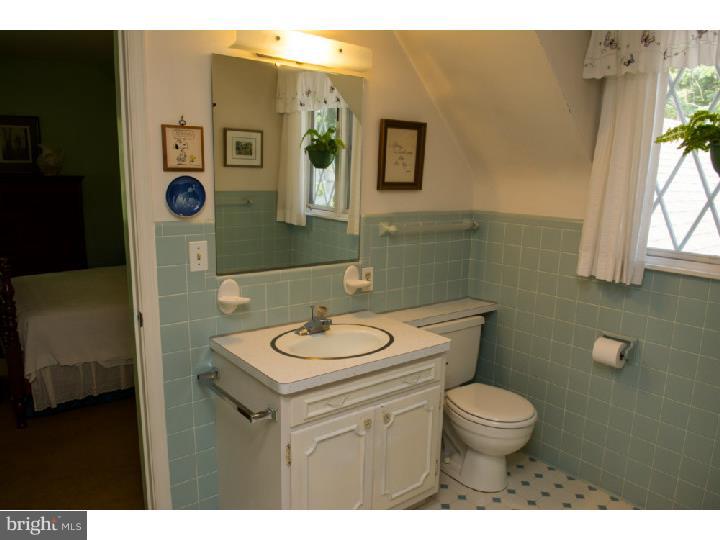 4060 Lilac Road Allentown, PA 18103 - Photo 21 of 25 Gallery Image 21