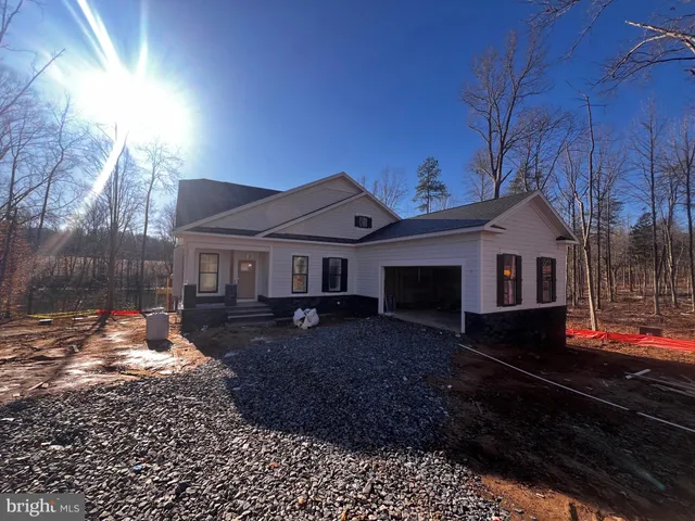 $1,777,777 | 234 Compass Cove, Mineral, VA 23117
