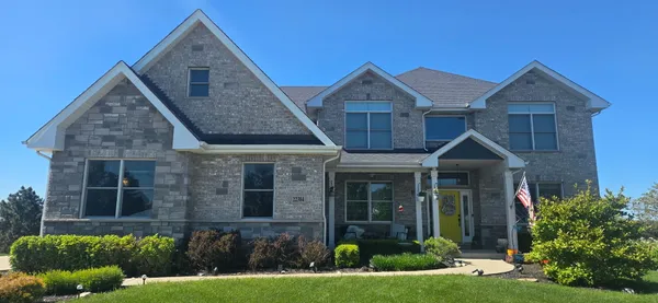 $995,000 | 22384 Mallow Drive, Frankfort, IL 60423