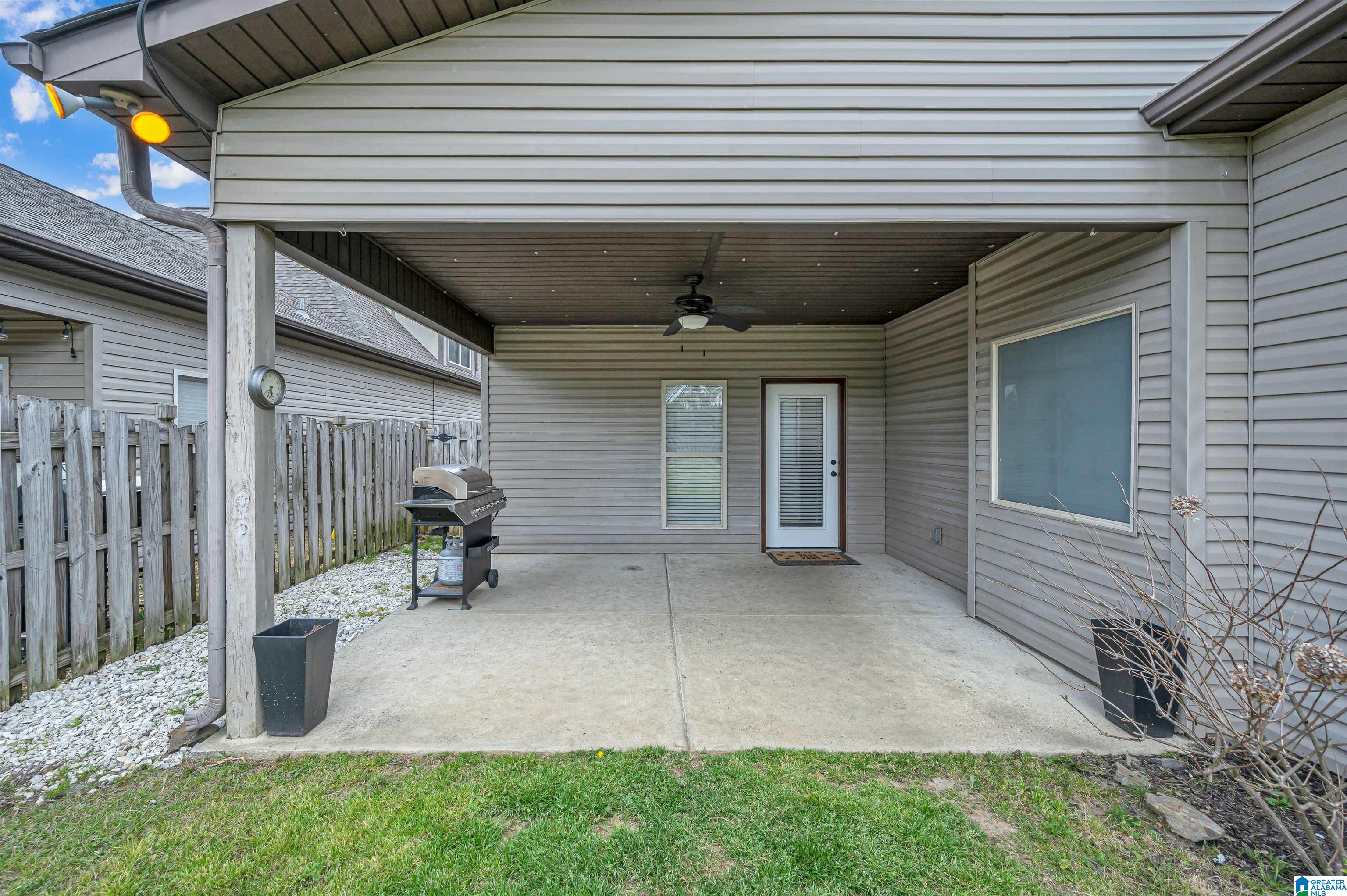 196 Lorrin Lane Sterrett, AL 35147 - Photo 29 of 34