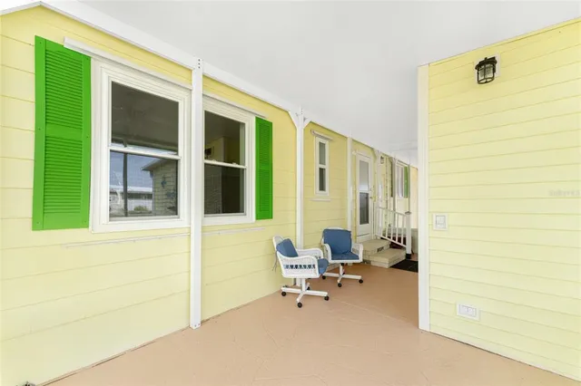 a view of a tennis court