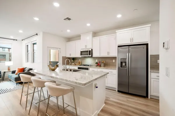 $1,086,000 | 5720 Greige Circle, Unit G, Dublin, CA 94568
