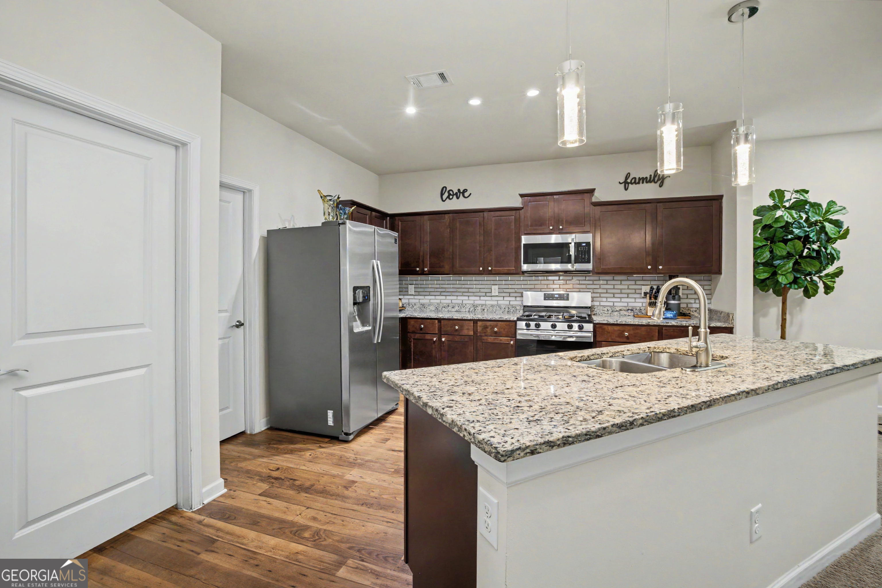 6526 St Mark Way Fairburn, GA 30213 - Photo 8 of 24