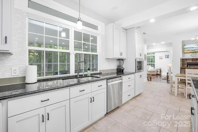 $4,295 | 7914 Gilead Road, Huntersville, NC 28078