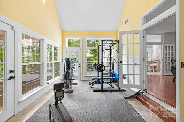 $4,295 | 7914 Gilead Road, Huntersville, NC 28078