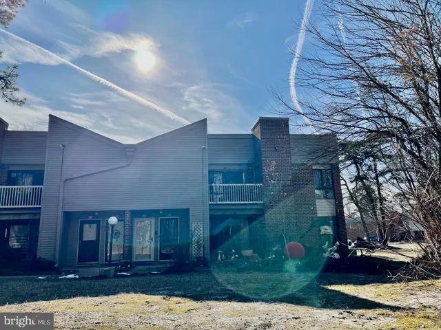 $165,000 | 705 Meadowbrook Drive, Unit 705, Mays Landing, NJ 08330