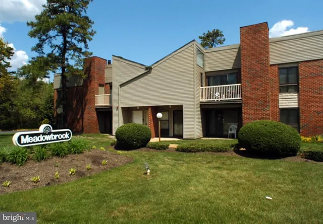 $165,000 | 705 Meadowbrook Drive, Unit 705, Mays Landing, NJ 08330