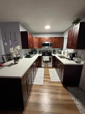 $595,000 | 100 Northeast 171st Terrace, Miami, FL 33162