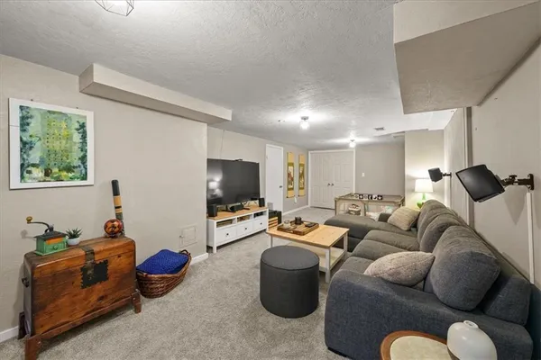 $360,000 | 5431 Dearborn Street, Mission, KS 66202