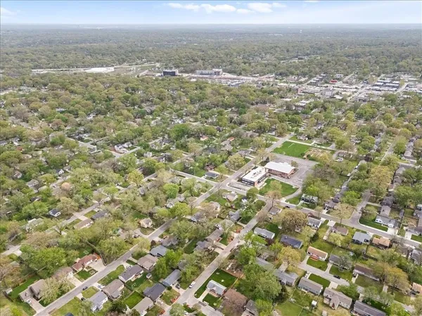 $360,000 | 5431 Dearborn Street, Mission, KS 66202