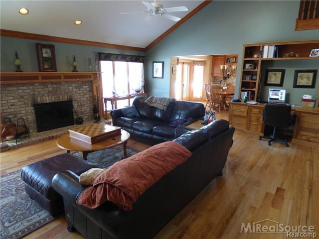 401 Palms Road Columbus, MI 48063 - Photo 10 of 74