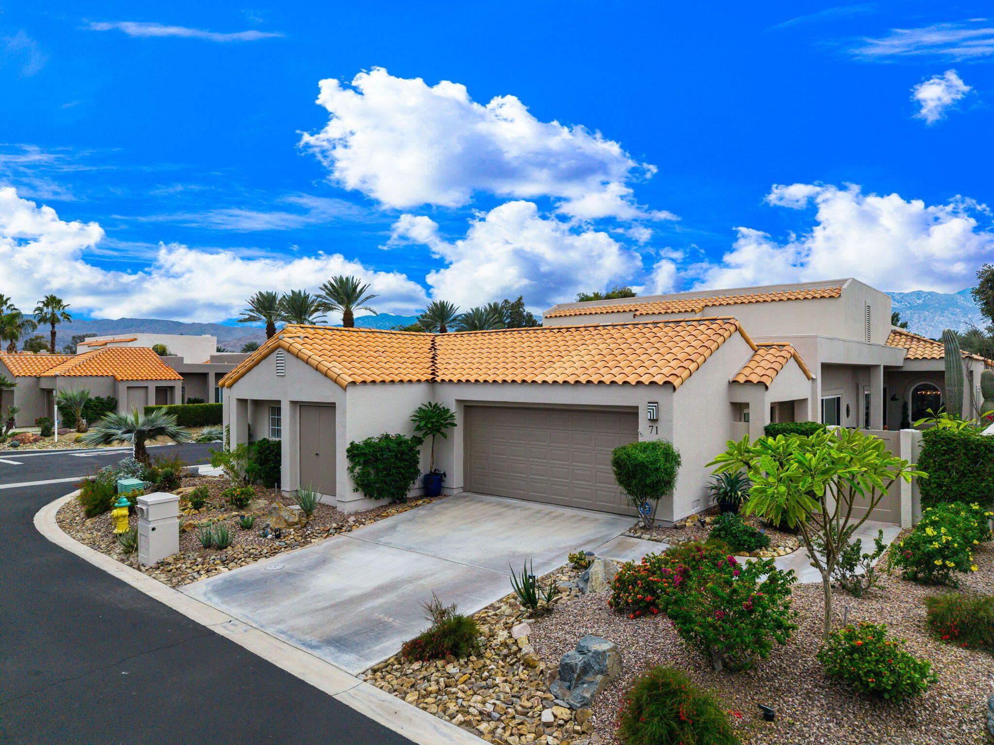 71 Augusta Drive Rancho Mirage, CA 92270 - Photo 5 of 42 3-web-or-mls-JBAugusta_OPMG_1225_003
