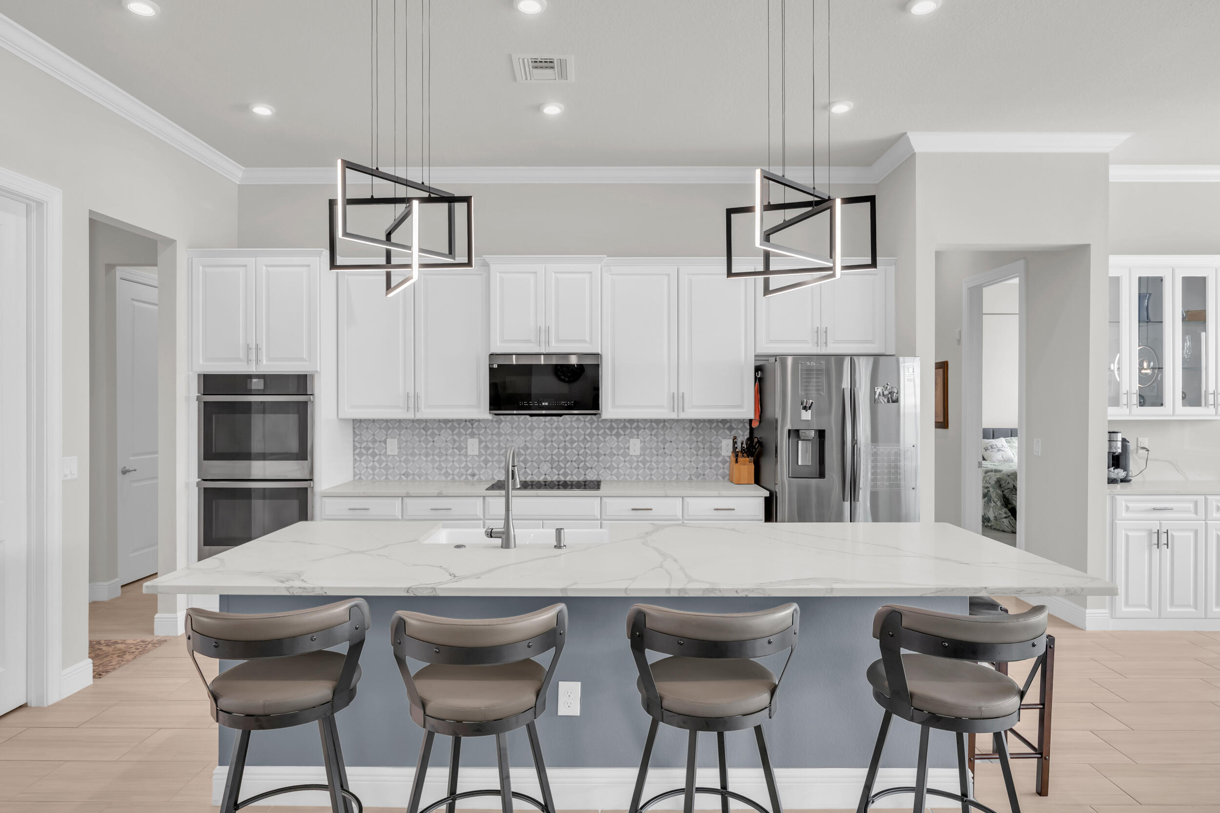 4973 Southwest Winchester Drive Stuart, FL 34997 - Photo 13 of 51 36437EB7-070B-4B64-8D24-26F28A82B300