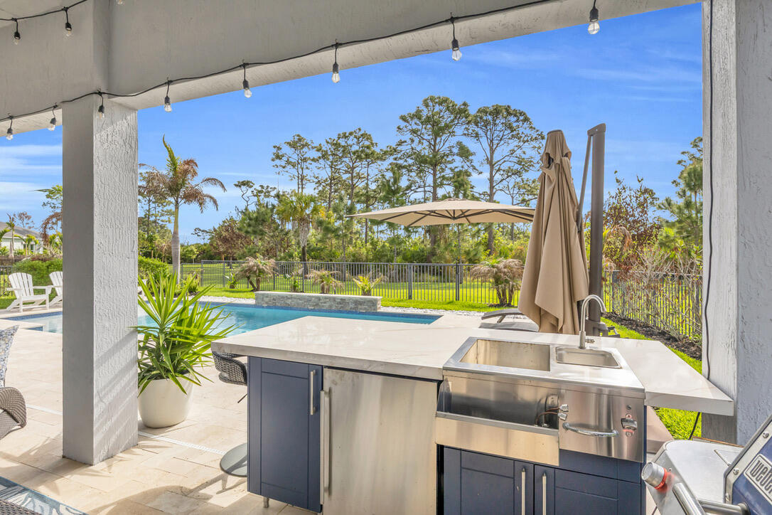 4973 Southwest Winchester Drive Stuart, FL 34997 - Photo 38 of 51 35FA2C47-EEB1-429B-A3C6-0A64E5DA2A79_1_1