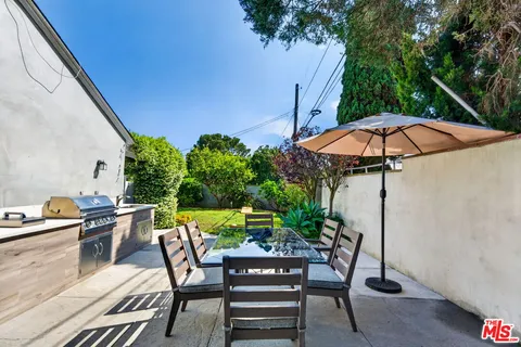 $1,700,000 | 5910 West 77th Place, Los Angeles, CA 90045