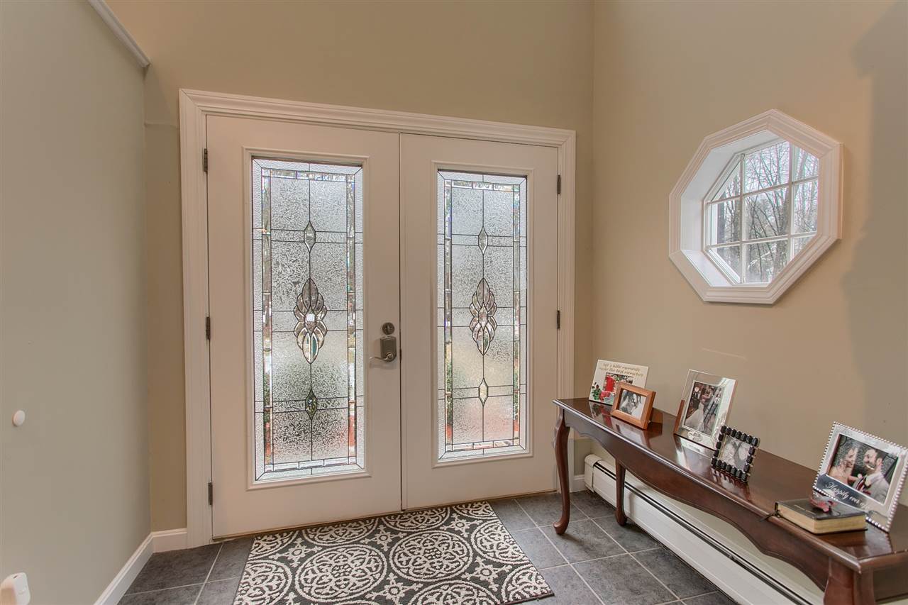 16 Shannon Road Hampstead, NH 03841 - Photo 2 of 39