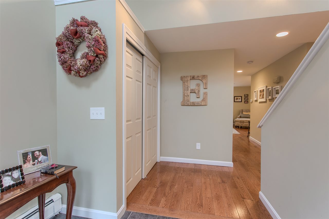 16 Shannon Road Hampstead, NH 03841 - Photo 3 of 39