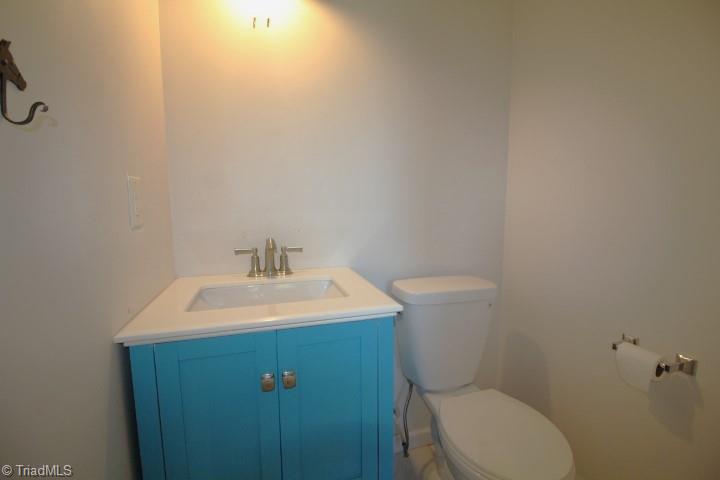 8020 Fogleman Road Oak Ridge, NC 27310 - Photo 20 of 35