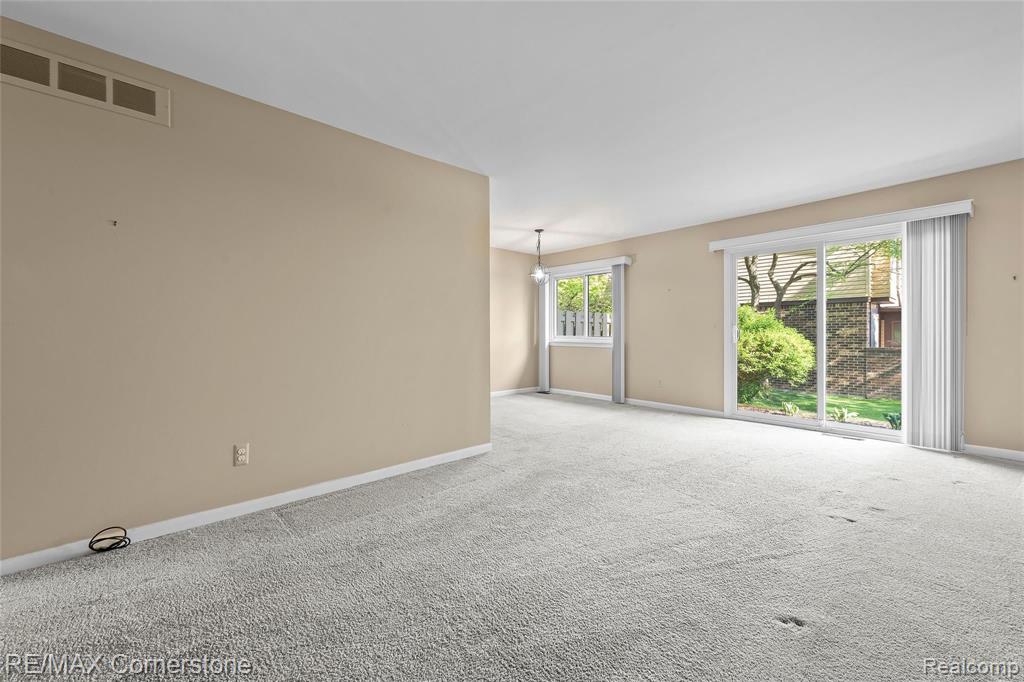 32133 West 12 Mile Road Farmington Hills, MI 48334 - Photo 6 of 24