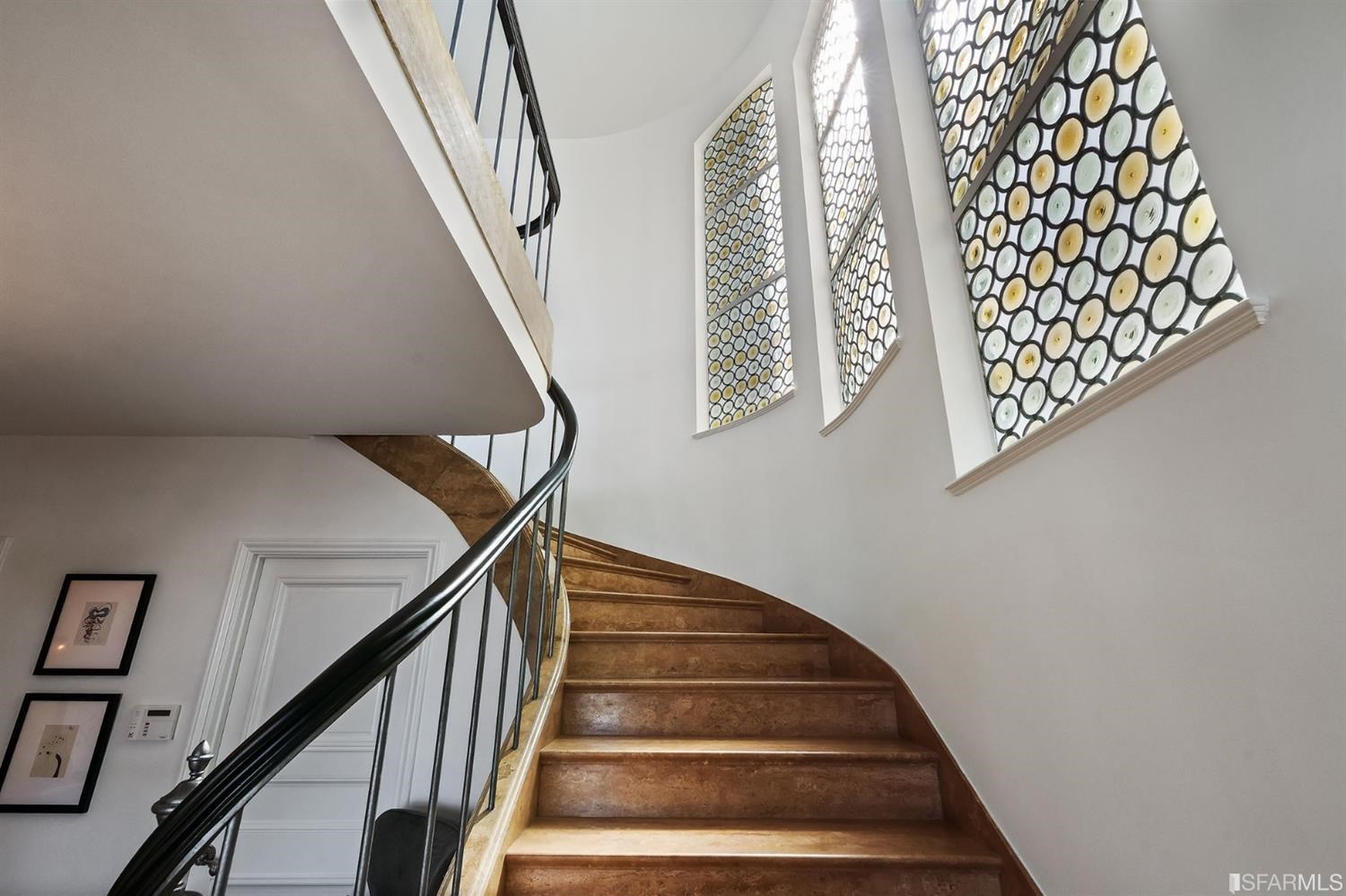 135 Sea Cliff Avenue San Francisco, CA 94121 - Photo 5 of 69 a view of entryway