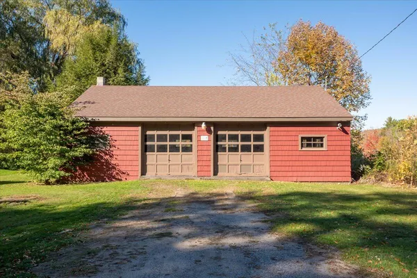 $219,000 | 261 South Union Road, Union, ME 04862