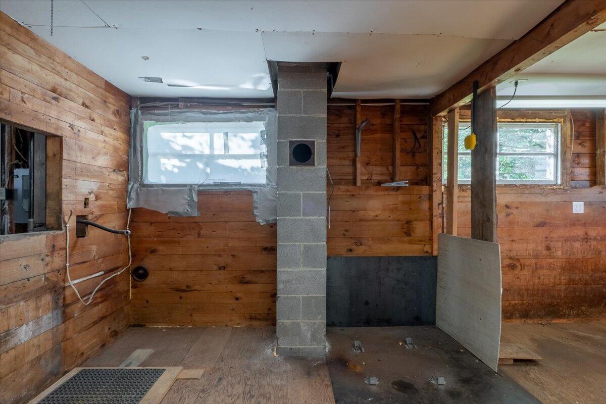 261 South Union Road Union, ME 04862 - Photo 9 of 37 05-261 S Union-5