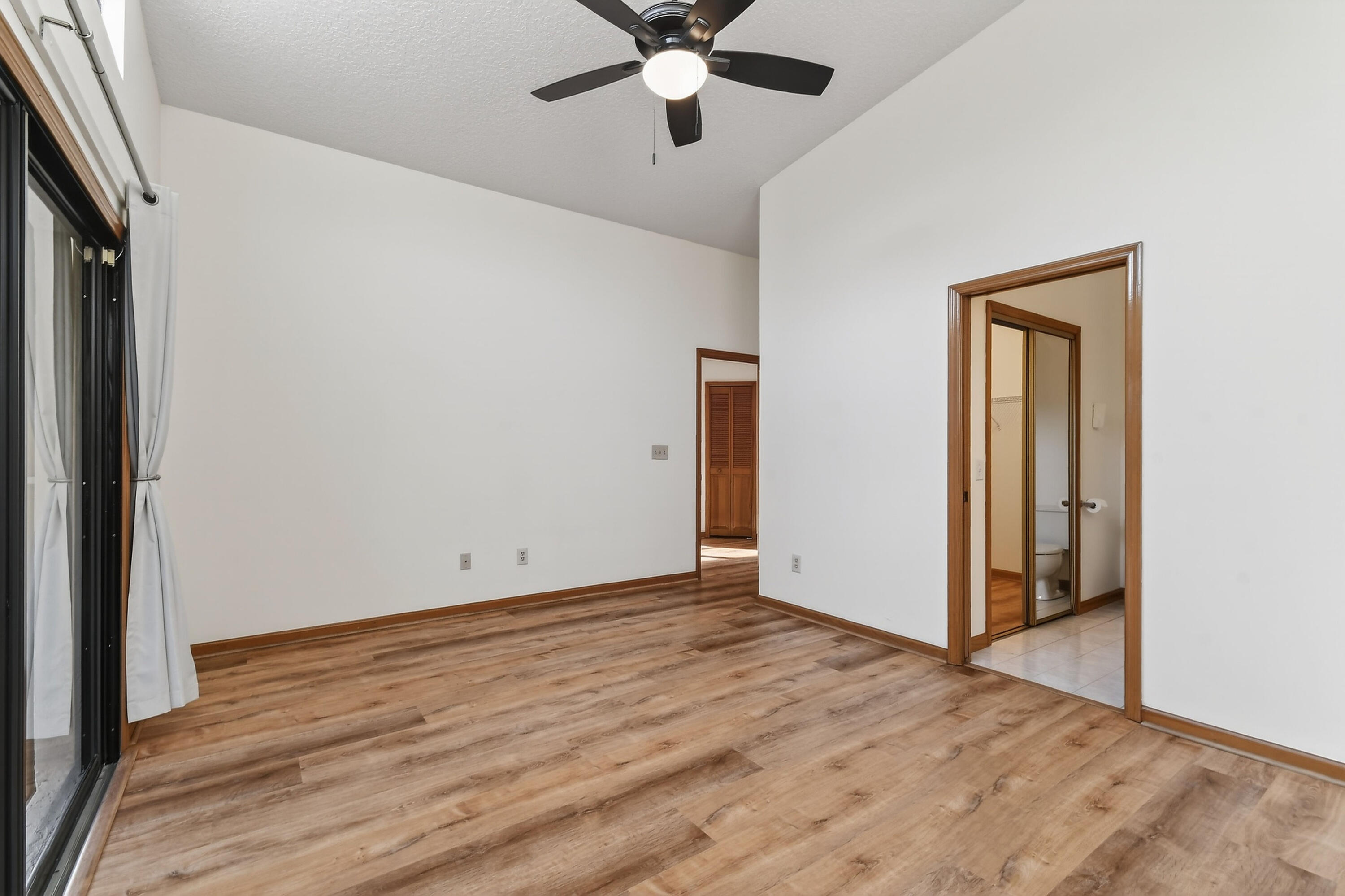 6016 Pompano Street Jupiter, FL 33458 - Photo 20 of 44 Master