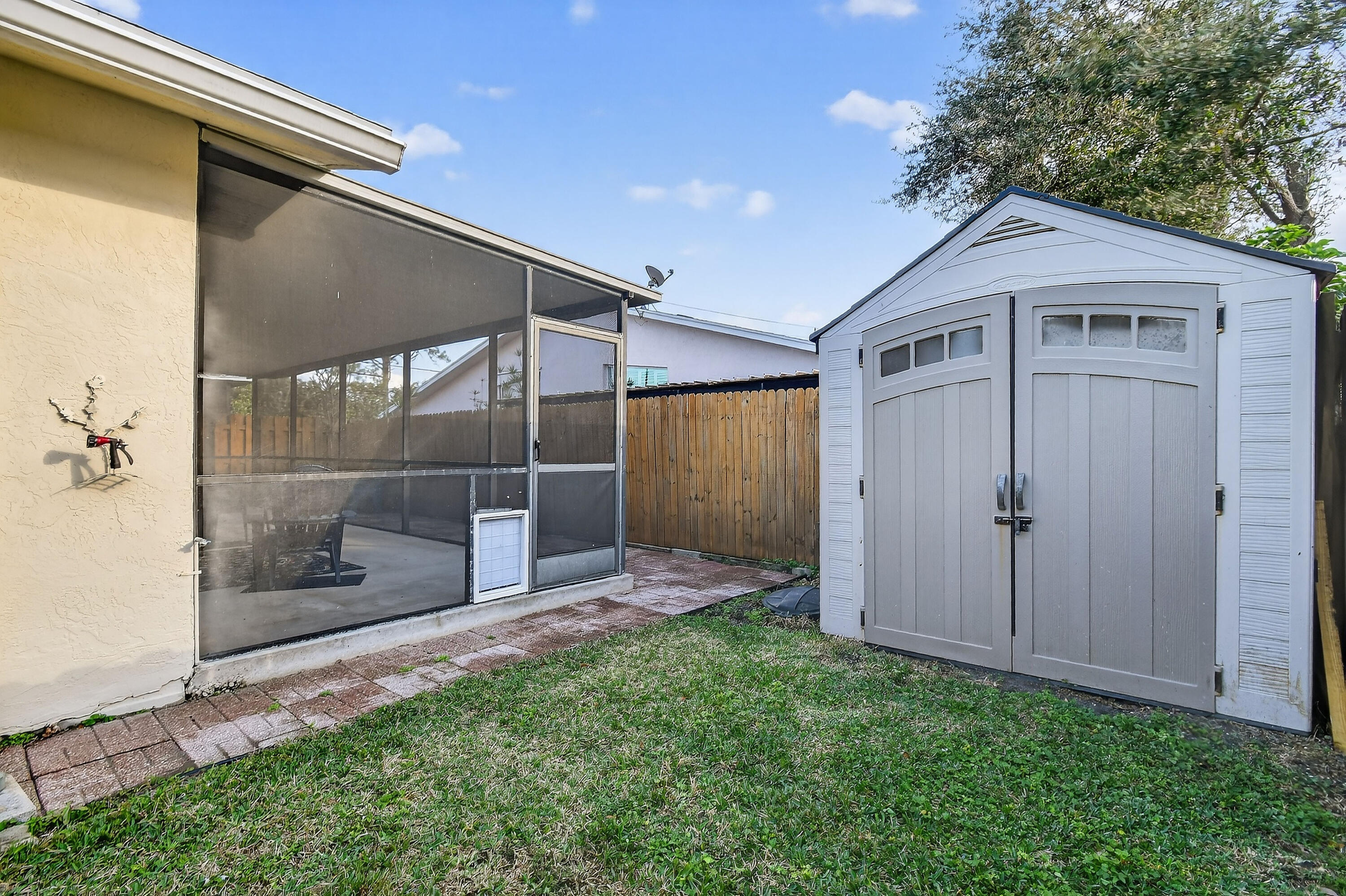 6016 Pompano Street Jupiter, FL 33458 - Photo 43 of 44 Shed