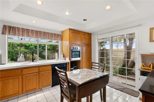 $1,599,999 | 9412 Hingham Drive, Huntington Beach, CA 92646