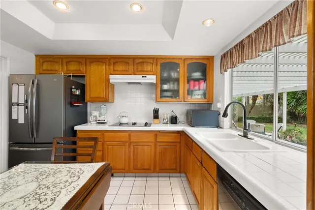 $1,599,999 | 9412 Hingham Drive, Huntington Beach, CA 92646