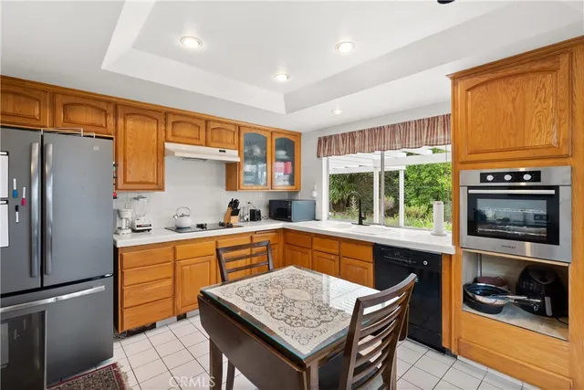 $1,599,999 | 9412 Hingham Drive, Huntington Beach, CA 92646