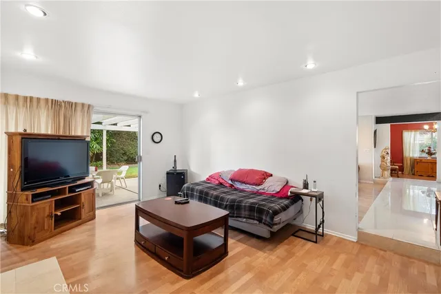 $1,599,999 | 9412 Hingham Drive, Huntington Beach, CA 92646