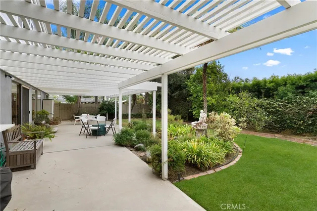 $1,599,999 | 9412 Hingham Drive, Huntington Beach, CA 92646